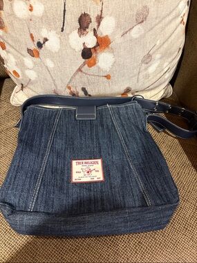 True Religion Denim Shoulder Bag in Dark Blue with White Stitching